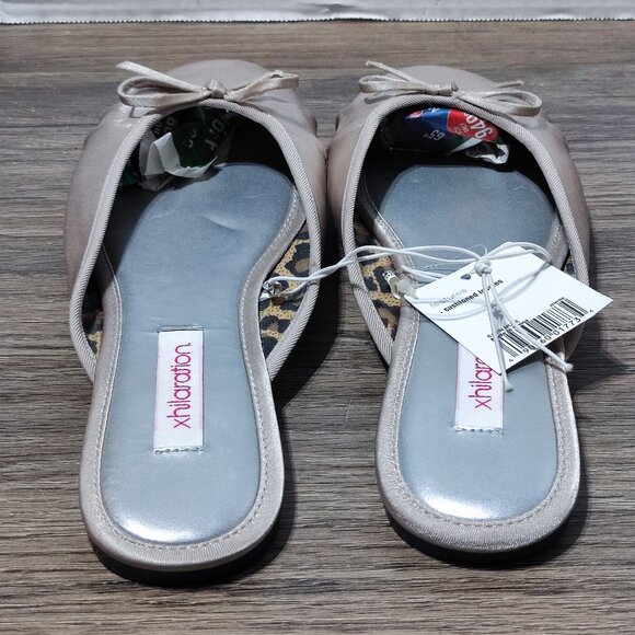 Xhilaration Shayla flats women's size 7M SilverSatin Mule Cushioned Insoles NWT - Picture 5 of 12